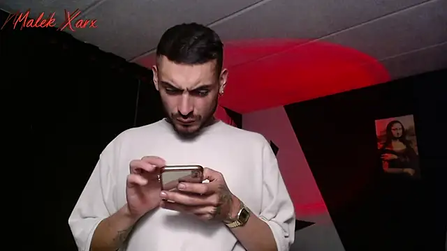 malek xarx  online show from October 28, 2025, 2:04 am