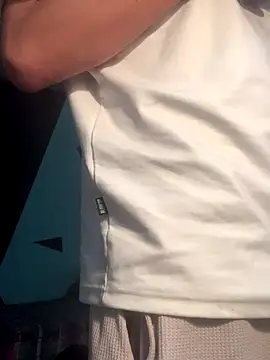 malek xarx  online show from November 23, 2025, 6:19 pm