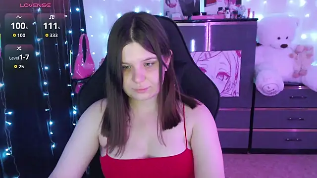 AmyVibess online show from September 21, 2025, 8:10 pm