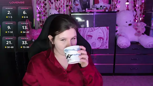 AmyVibess online show from February 14, 2026, 8:05 pm