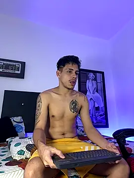 Luke Stone online show from November 2, 2025, 7:16 pm