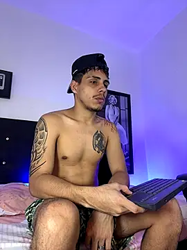 Luke Stone online show from November 10, 2025, 9:14 pm