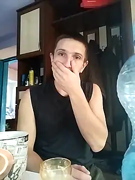 Alexilon online show from September 13, 2025, 5:07 am