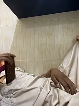 Snapshot of qusai12344 chatting on November 16, 2025, 10:37 pm qusai12344 online show from November 16, 2025, 10:37 pm