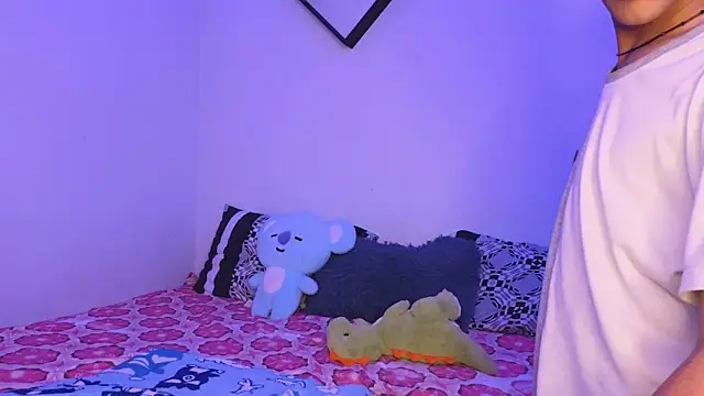 Danny cute 05 online show from September 14, 2025, 3:16 am