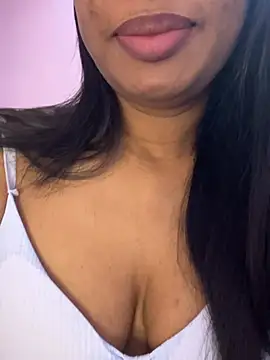 Snapshot of tamil_Aarathi chatting on April 16, 2026, 5:14 pm tamil Aarathi online show from April 16, 2026, 5:14 pm