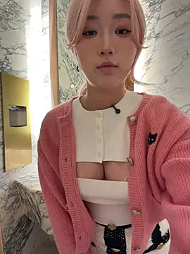 winter11 online show from February 10, 2026, 7:01 am