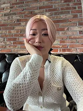 winter11 online show from February 11, 2026, 6:51 am