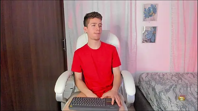 ThiagooJames online show from October 6, 2025, 1:58 am