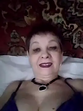 Rose60301 online show from November 27, 2025, 11:01 am