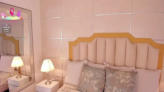 MaddieParker online show from September 18, 2025, 7:38 pm