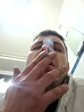 Snapshot of kisspussy1993 chatting on January 13, 2026, 5:46 am kisspussy1993 online show from January 13, 2026, 5:46 am