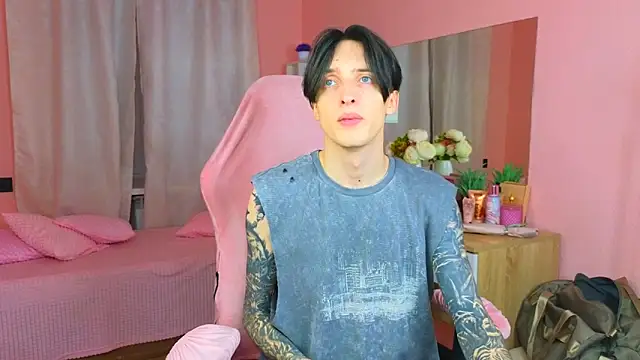 Martin Jin online show from October 21, 2025, 12:39 pm