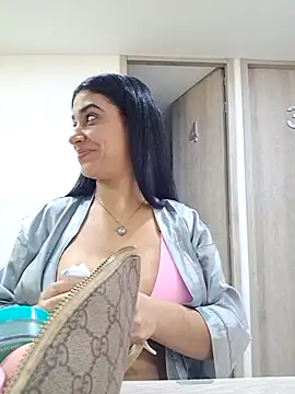 Snapshot of Samantha_hotly chatting on February 26, 2026, 2:16 pm Samantha hotly online show from February 26, 2026, 2:16 pm