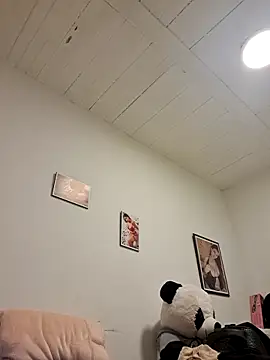 Samantha hotly online show from March 9, 2026, 2:04 am