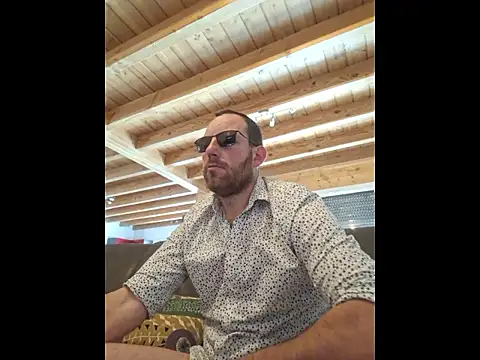 BrunJulienMetis online show from January 10, 2026, 12:07 pm