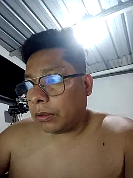 Snapshot of Napoleon246 chatting on October 26, 2025, 1:11 am Napoleon246 online show from October 26, 2025, 1:11 am