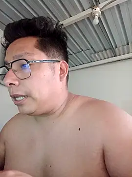 Snapshot of Napoleon246 chatting on November 9, 2025, 8:18 pm Napoleon246 online show from November 9, 2025, 8:18 pm