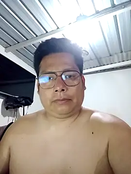 Snapshot of Napoleon246 chatting on December 3, 2025, 12:40 am Napoleon246 online show from December 3, 2025, 12:40 am