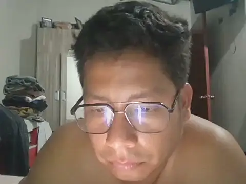 Snapshot of Napoleon246 chatting on January 15, 2026, 1:21 am Napoleon246 online show from January 15, 2026, 1:21 am