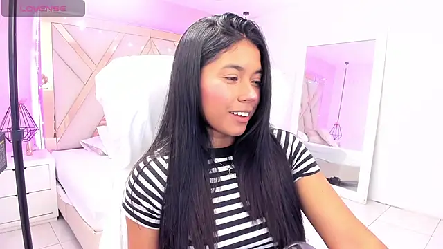 Snapshot of samantaa_shy chatting on January 17, 2026, 4:06 am samantaa shy online show from January 17, 2026, 4:06 am