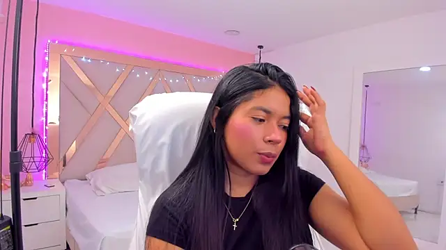 Snapshot of samantaa_shy chatting on February 11, 2026, 3:00 am samantaa shy online show from February 11, 2026, 3:00 am