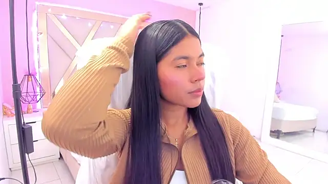 Snapshot of samantaa_shy chatting on February 13, 2026, 2:51 am samantaa shy online show from February 13, 2026, 2:51 am