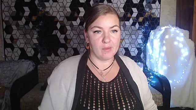 Snapshot of NikaSkylink chatting on November 20, 2025, 7:57 pm NikaSkylink online show from November 20, 2025, 7:57 pm