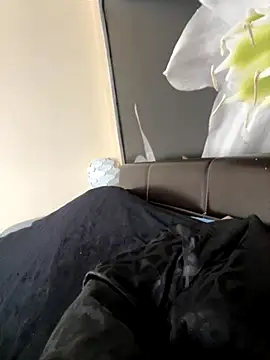 Liza Will online show from December 1, 2025, 11:26 am