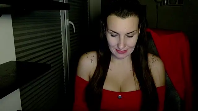 Snapshot of DonnaAmore chatting on February 2, 2026, 9:24 pm DonnaAmore online show from February 2, 2026, 9:24 pm