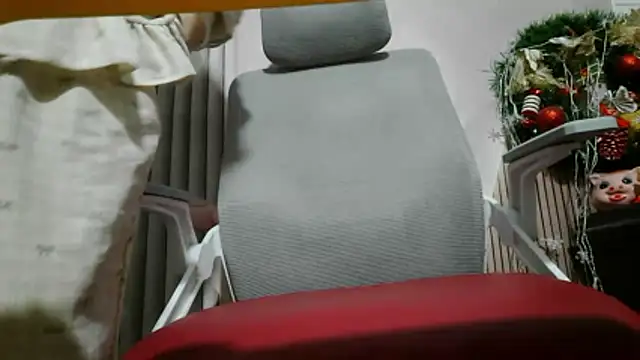 Emachiii online show from February 25, 2026, 12:42 am