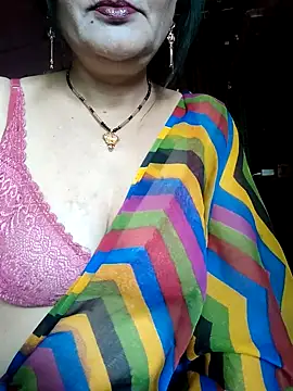 Snapshot of Cuty_siya_143 chatting on December 16, 2025, 9:25 am Cuty siya 143 online show from December 16, 2025, 9:25 am