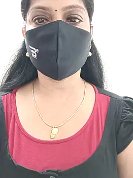 Snapshot of shivani27 chatting on September 9, 2025, 6:40 pm shivani27 online show from September 9, 2025, 6:40 pm