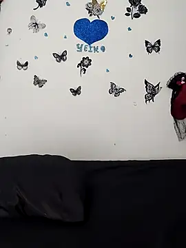 AntonelaMorriz online show from November 25, 2025, 8:14 am