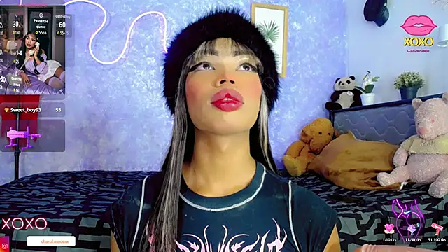 Snapshot of Aishasexy18 chatting on November 21, 2025, 4:44 am Aishasexy18 online show from November 21, 2025, 4:44 am