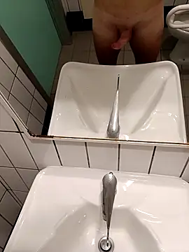 Snapshot of losteccafisso chatting on February 16, 2026, 12:56 pm losteccafisso online show from February 16, 2026, 12:56 pm