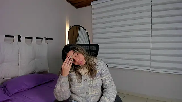 Snapshot of Rachell_criss chatting on December 5, 2025, 3:48 am Rachell criss online show from December 5, 2025, 3:48 am