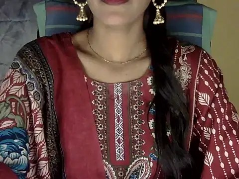 zara Khan0 online show from October 6, 2025, 2:25 pm