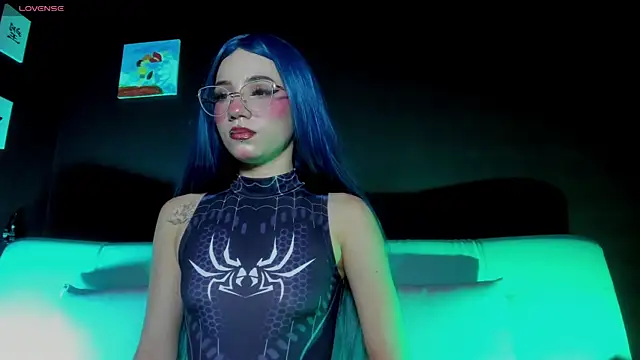 madiixwatson online show from January 13, 2026, 5:18 pm