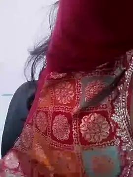 Reeta-rani online show from October 15, 2025, 4:12 am