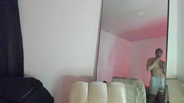 ThiagoLugo online show from October 8, 2025, 6:22 am