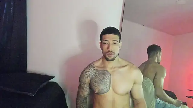 ThiagoLugo online show from October 26, 2025, 10:04 pm