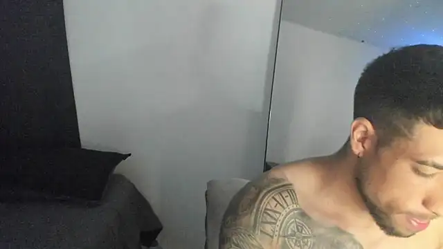 ThiagoLugo online show from March 24, 2026, 3:11 am