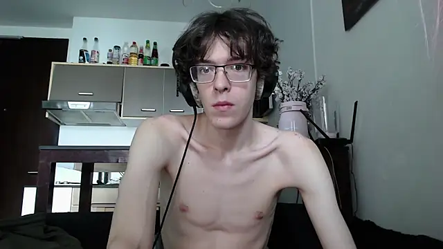 Snapshot of LovesomeCookie chatting on October 9, 2025, 8:01 am LovesomeCookie online show from October 9, 2025, 8:01 am