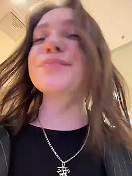 lucy-joy online show from March 12, 2026, 11:38 am