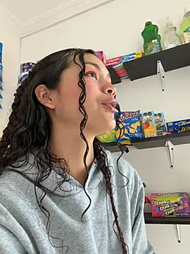 Camilla Miller01 online show from March 31, 2026, 7:36 pm