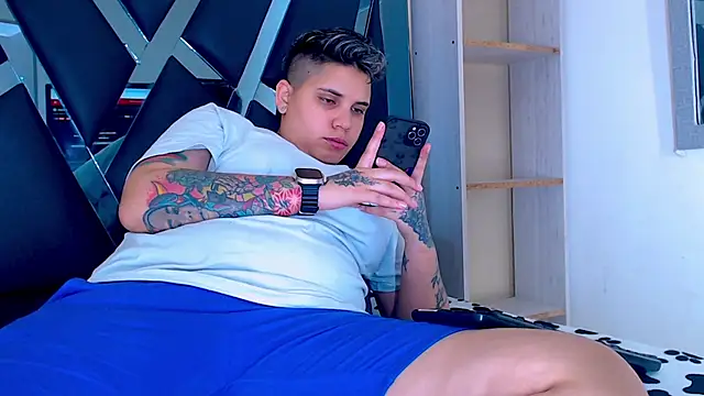 Snapshot of karla_sexy21 chatting on October 25, 2025, 3:58 am karla sexy21 online show from October 25, 2025, 3:58 am