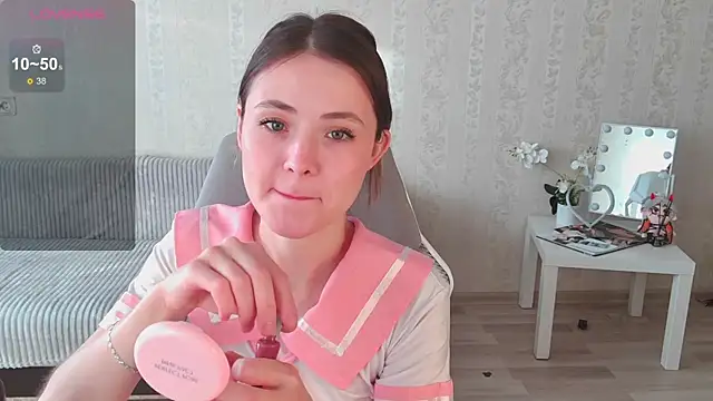 ArleneThomas online show from September 12, 2025, 1:22 pm