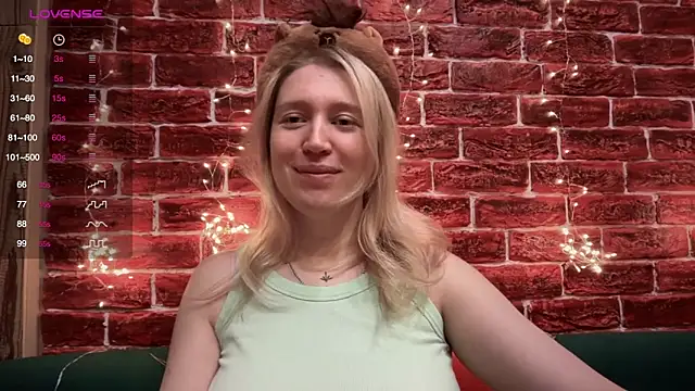 CitrusBlissss online show from December 22, 2025, 2:19 am