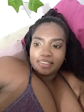 Snapshot of SamaraArtiaga1 chatting on September 19, 2025, 3:19 am SamaraArtiaga1 online show from September 19, 2025, 3:19 am